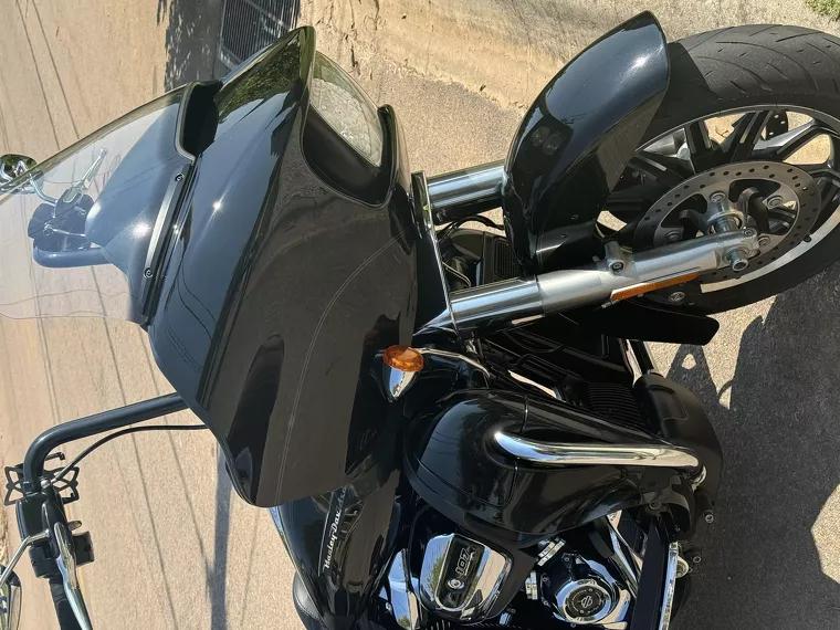 Harley-Davidson Road Glide Preto 5