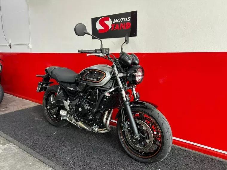 Kawasaki Z 650 Cinza 2