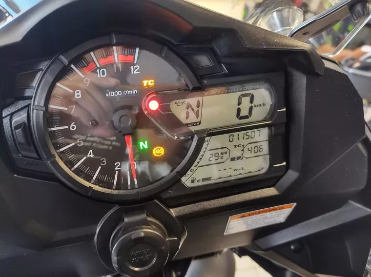 Suzuki V-Strom Preto 5