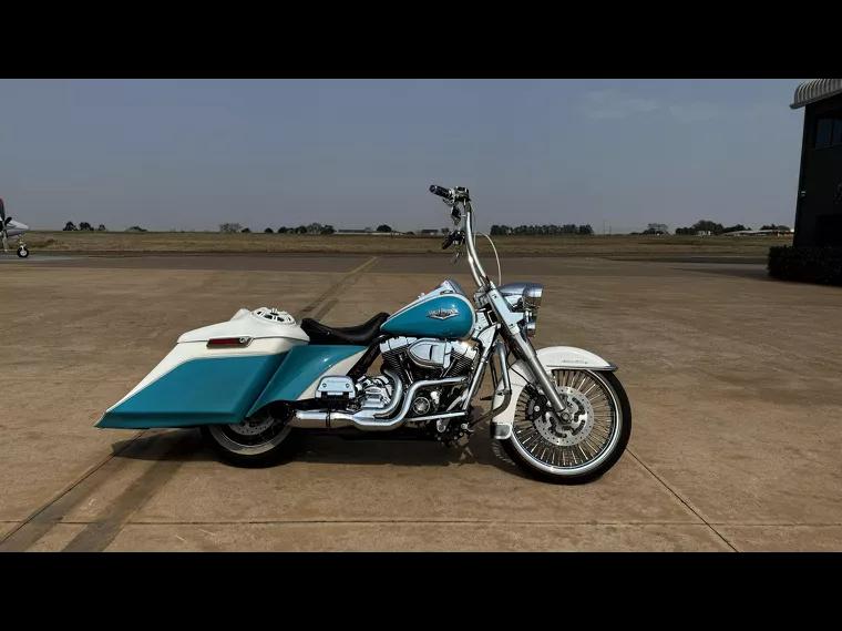 Harley-Davidson Road King Branco 1