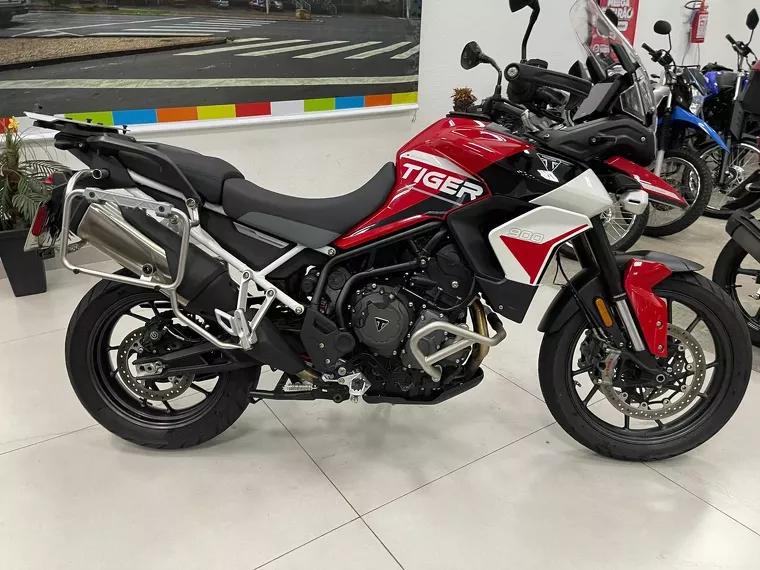 Triumph Tiger 900 Vermelho 15