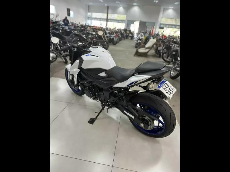 Suzuki GSX-S Branco 5