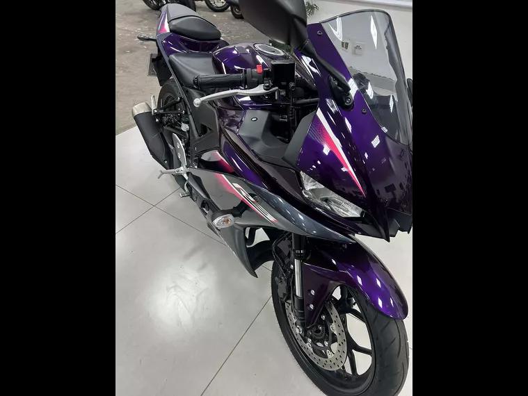 Yamaha YZF R3 Roxo 9