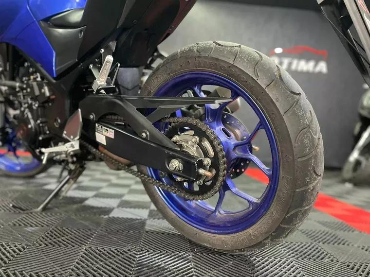 Yamaha MT-03 Azul 10