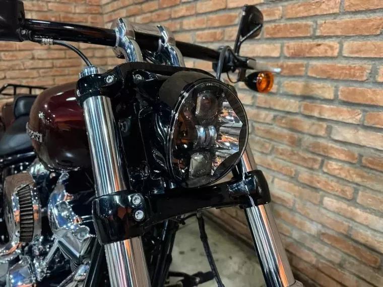 Harley-Davidson Breakout Vermelho 4