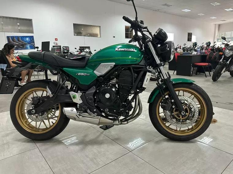 Kawasaki Z 650 Verde 1