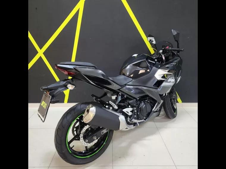 Kawasaki Ninja Cinza 5