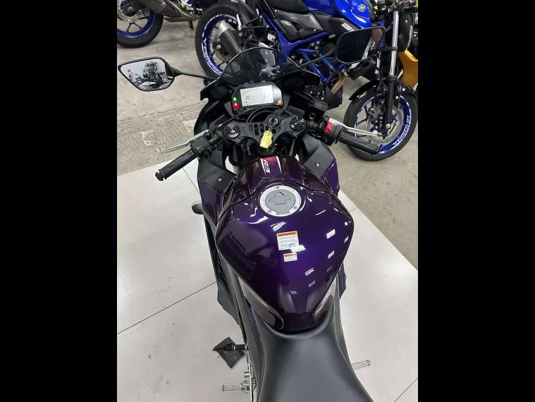 Yamaha YZF R3 Roxo 14