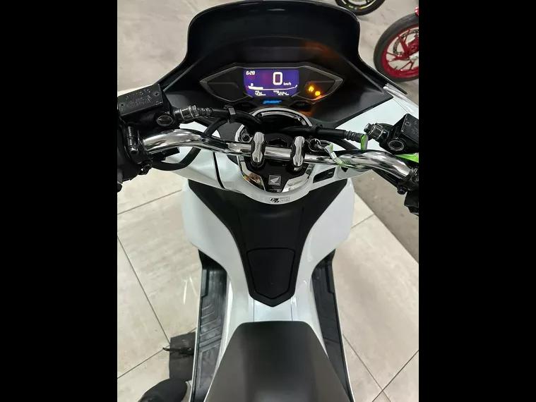 Honda PCX Branco 25