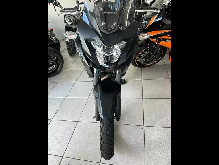 Kawasaki Versys Preto 18