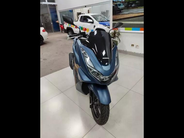 Honda PCX Azul 11