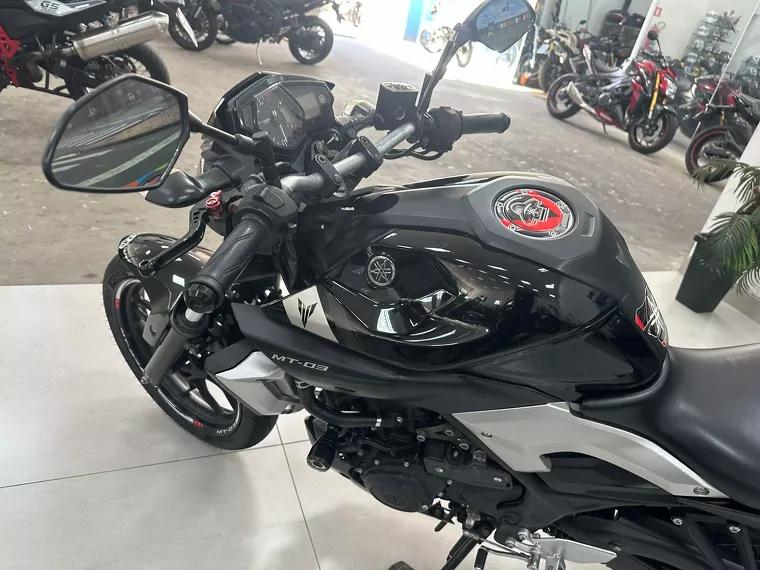 Yamaha MT-03 Preto 10