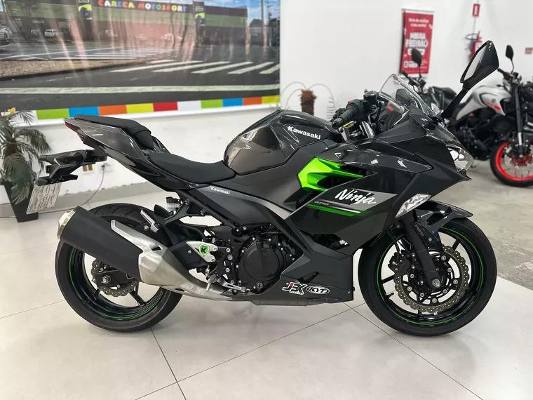 Kawasaki Ninja Preto 6