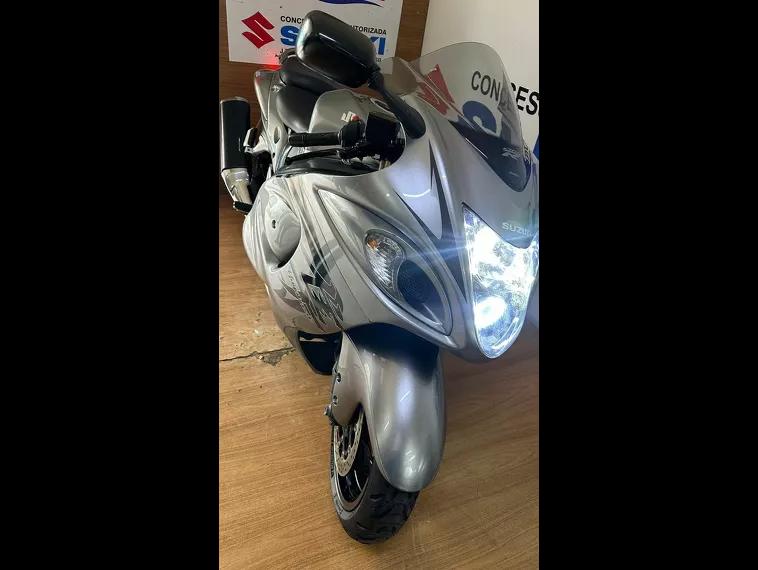 Suzuki GSX-R Cinza 12