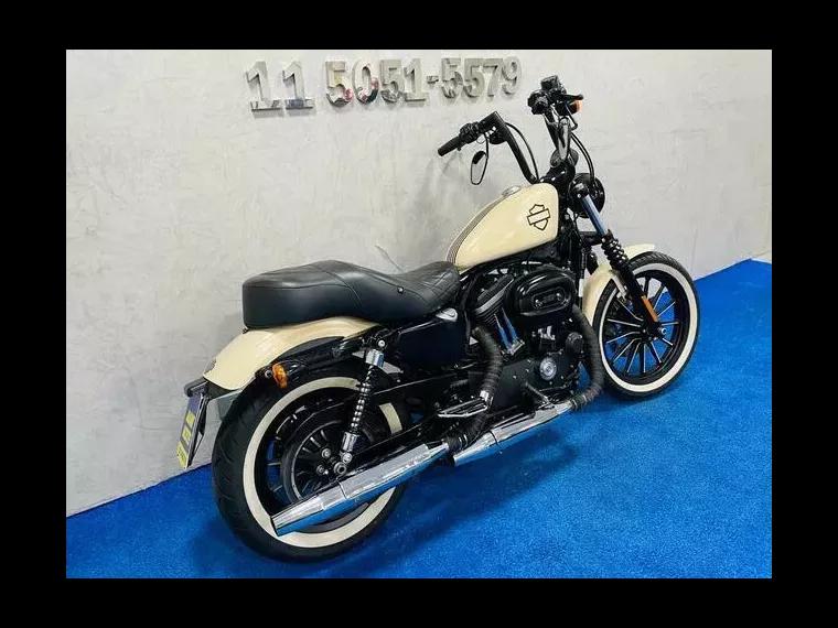 Harley-Davidson Sportster 883 Bege 15