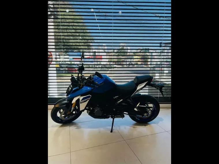 Suzuki GSX-S Azul 10