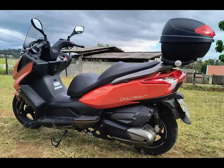 Kymco Downtown Laranja 7