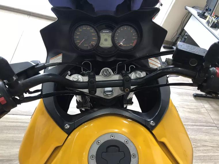 Suzuki V-Strom Amarelo 8