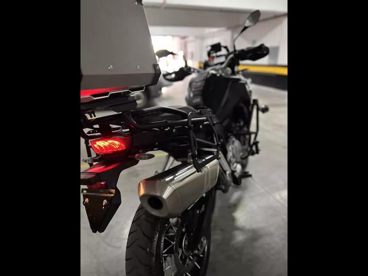 BMW F 850 Preto 9