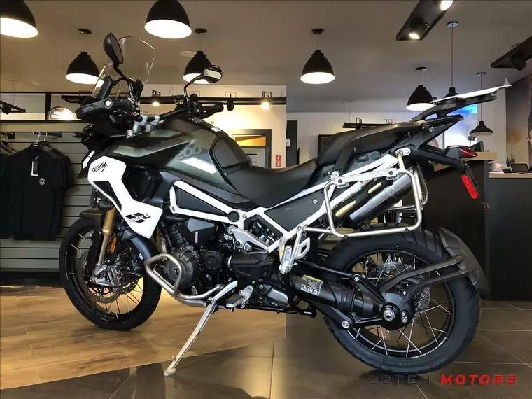 Triumph Tiger 1200 Verde 4