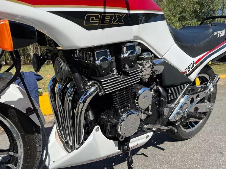 Honda CBX 750 Branco 3