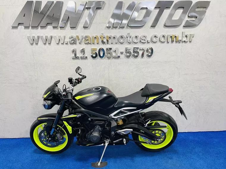 Triumph Street Triple Preto 17