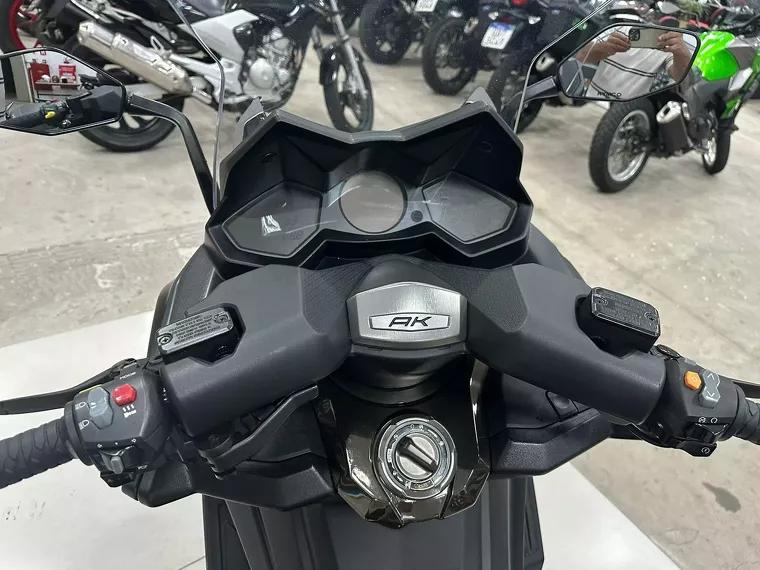 Kymco AK Preto 10