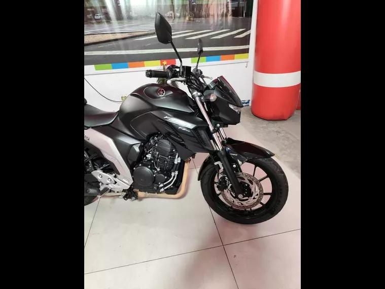 Yamaha Fazer 250 Preto 13