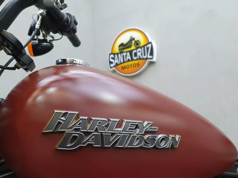 Harley-Davidson Street Bob Vermelho 12