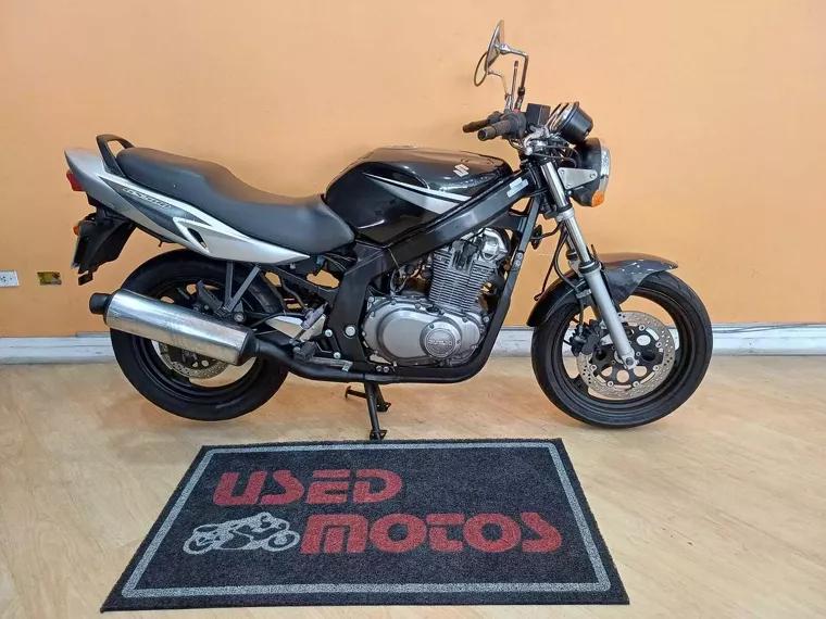 Suzuki GS Preto 1