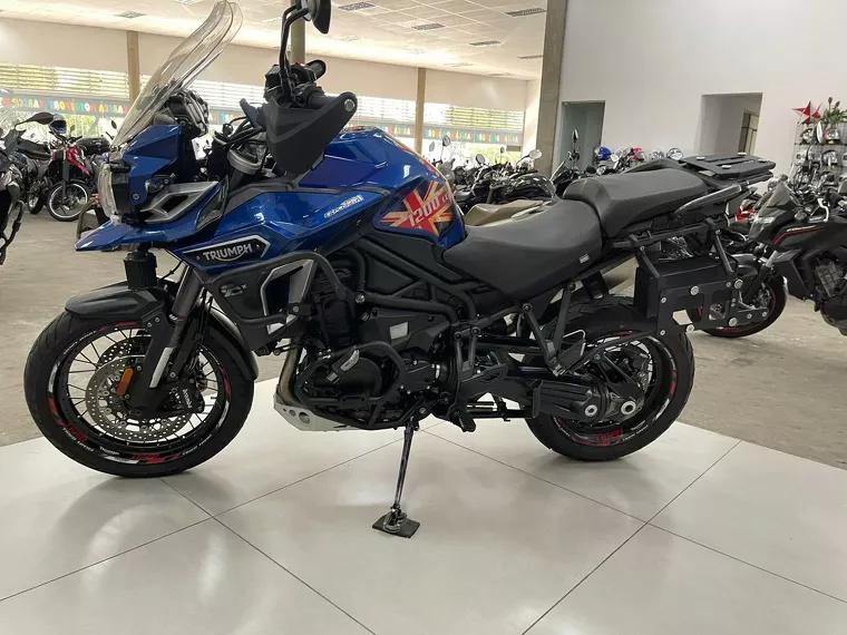 Triumph Tiger 1200 Azul 16