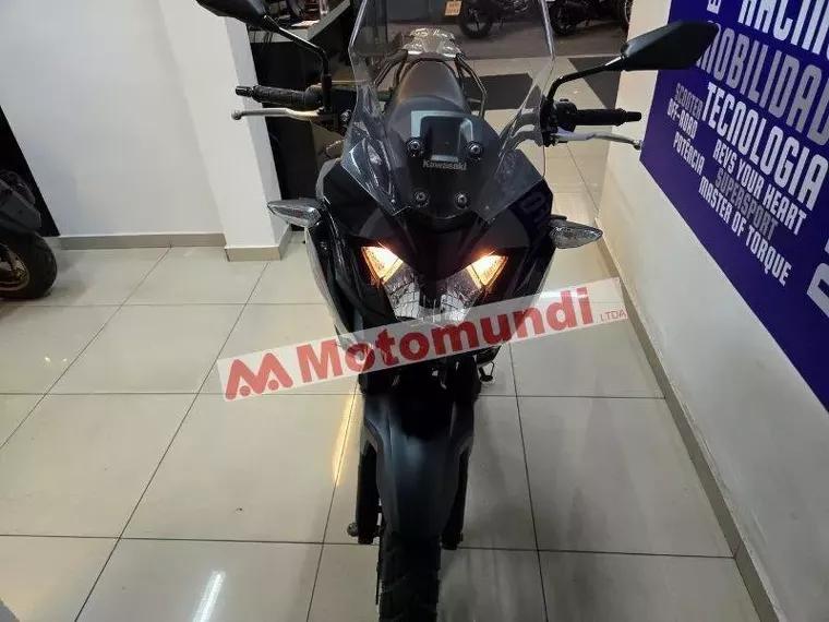 Kawasaki Versys Preto 4