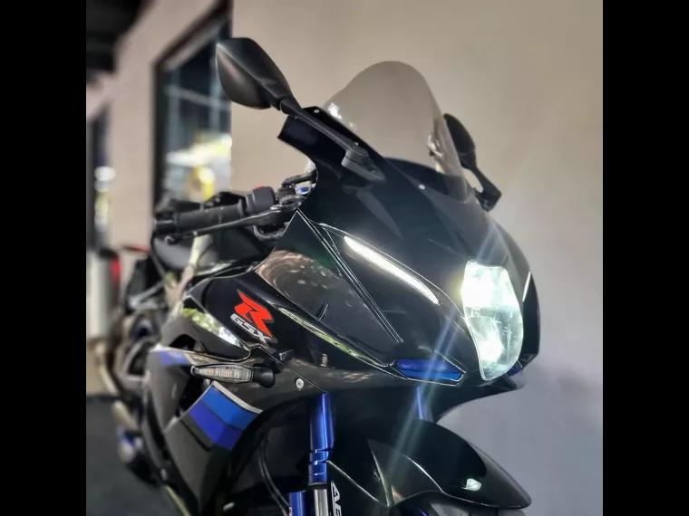 Suzuki GSX-R Preto 11