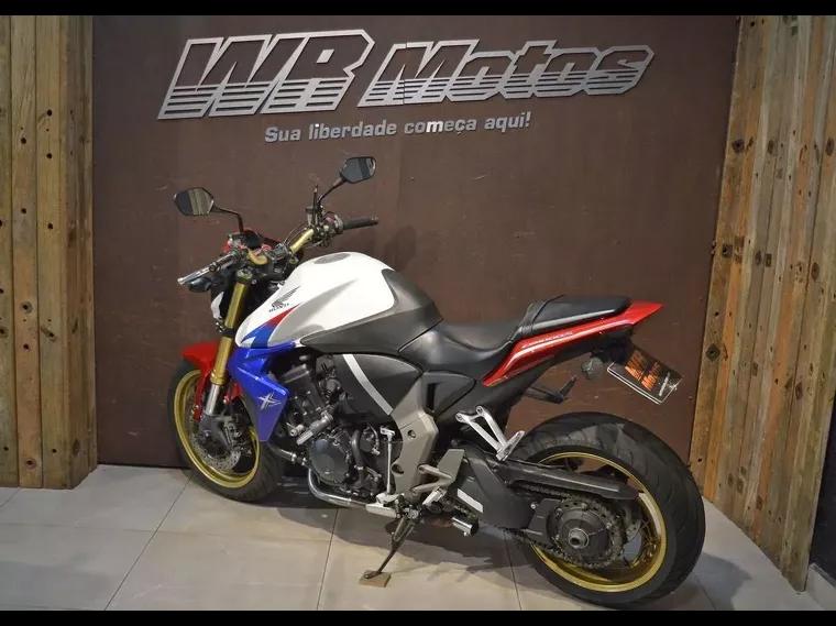 Honda CB 1000R Branco 4