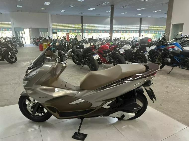 Honda PCX Prata 7