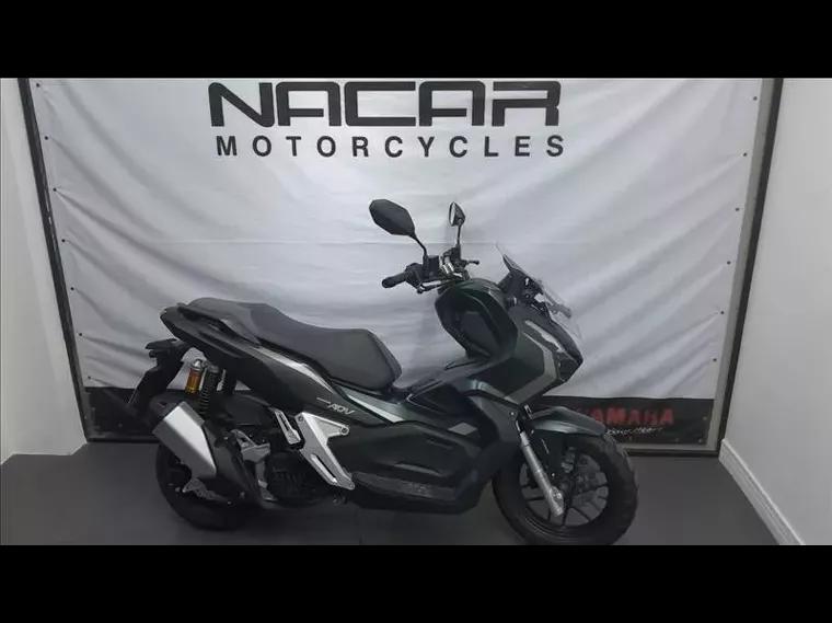 Honda Honda ADV Verde 1