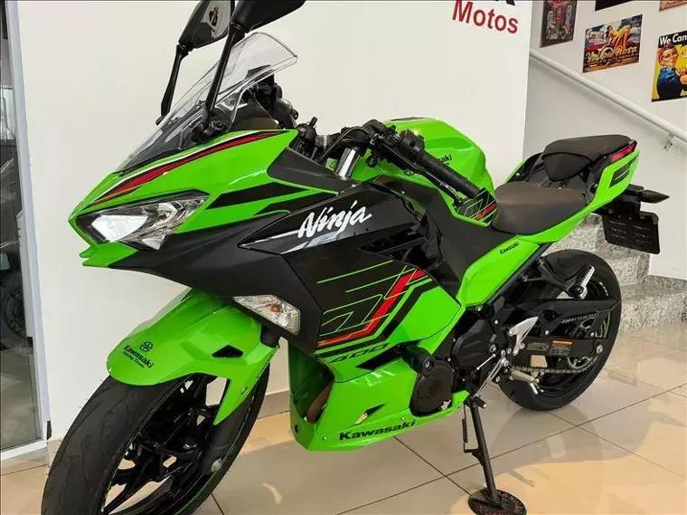 Kawasaki Ninja Verde 4