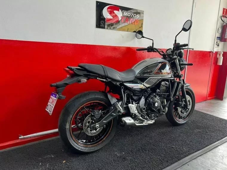 Kawasaki Z 650 Cinza 3