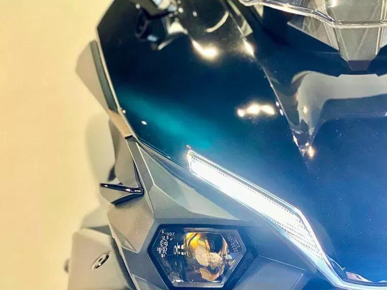 Suzuki GSX-S Preto 10