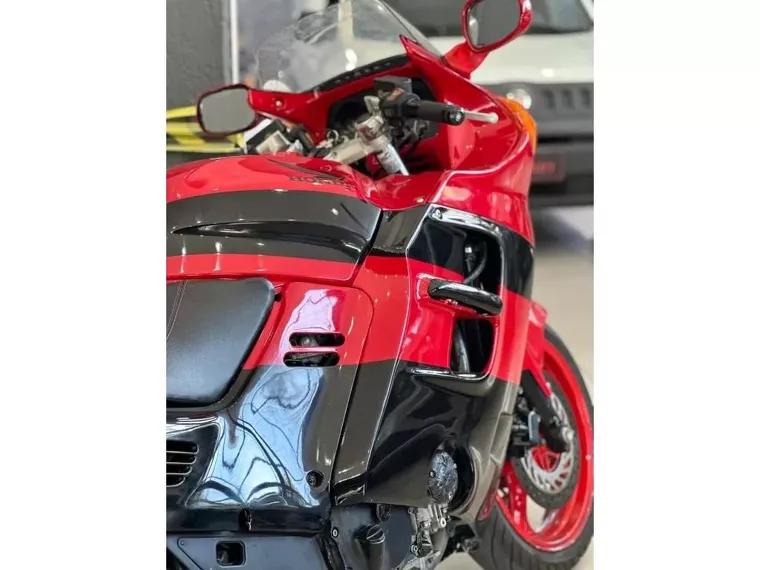 Honda CBR 1000 Vermelho 11