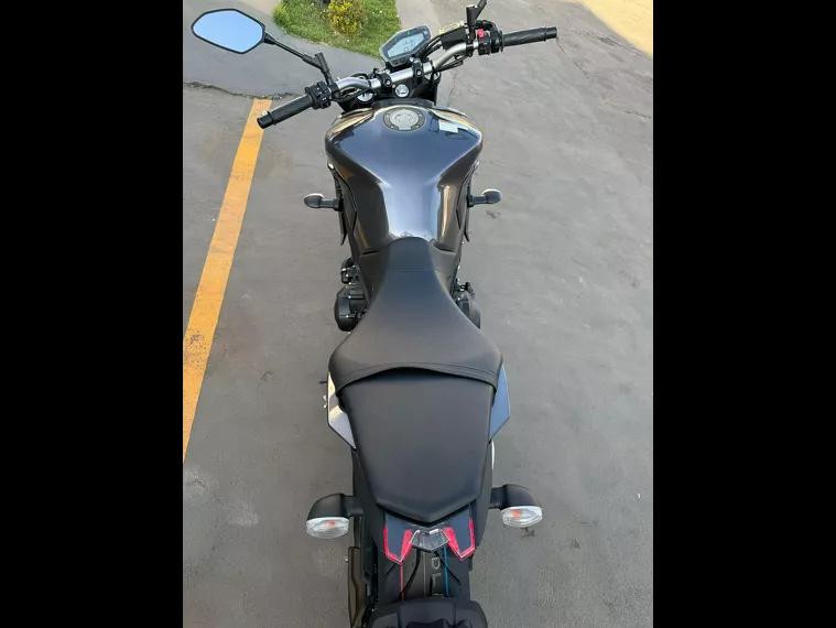 Yamaha MT-09 Cinza 29