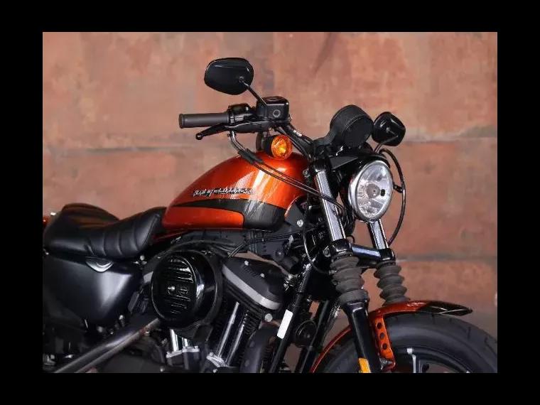 Harley-Davidson Sportster 883 Laranja 12