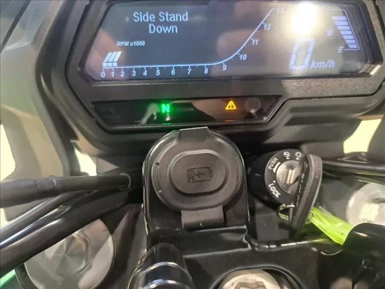 Bajaj Dominar Verde 9