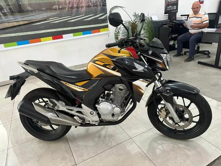 Honda CB Twister Dourado 10