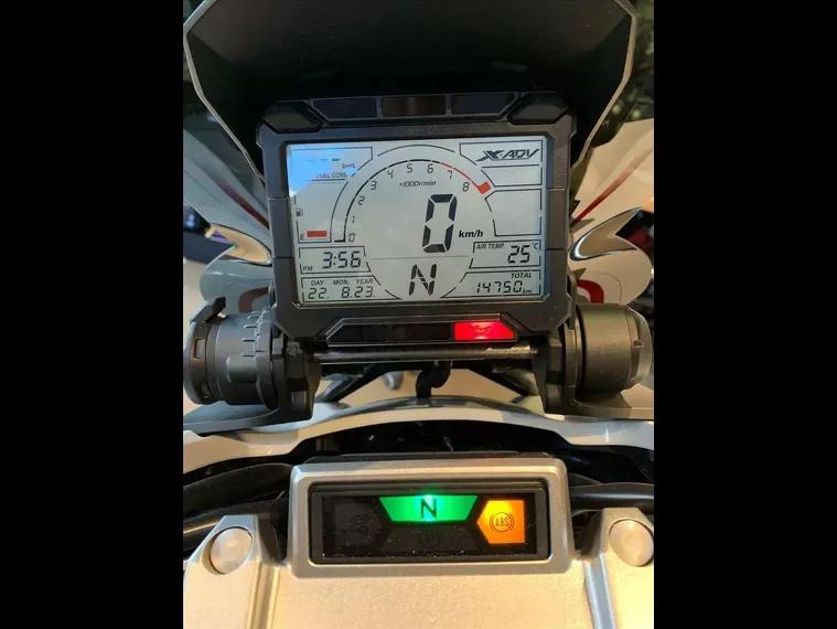 Honda X-Adv Branco 5