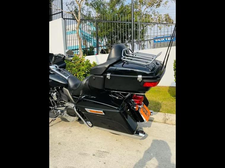 Harley-Davidson Road Glide Preto 14