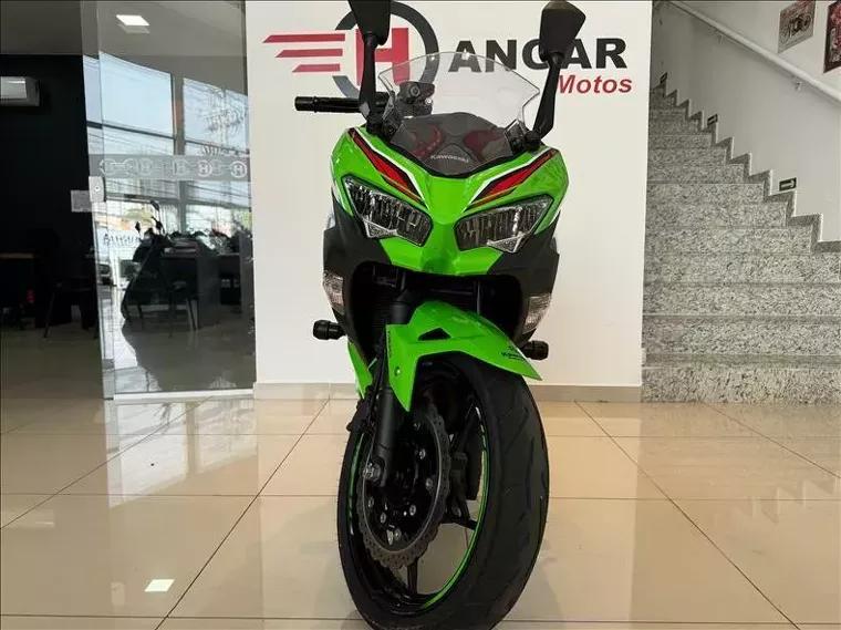 Kawasaki Ninja Verde 7