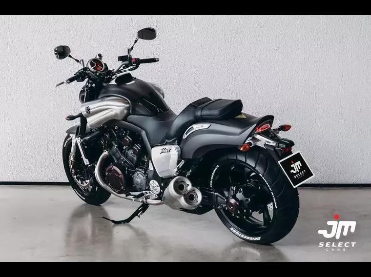 Yamaha VMax Preto 7