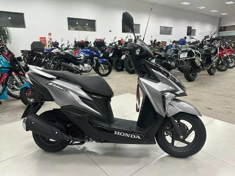 Honda Elite Prata 3