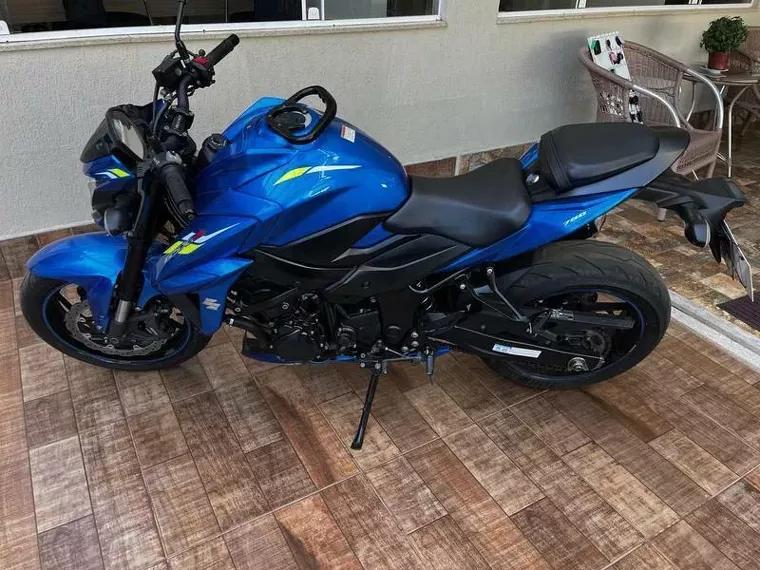 Suzuki GSX-S Azul 6